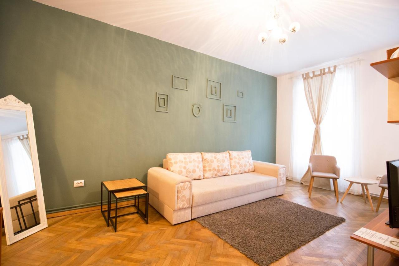 Sunny Old Town Apartment Braşov Eksteriør billede