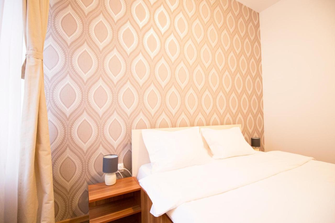 Sunny Old Town Apartment Braşov Eksteriør billede